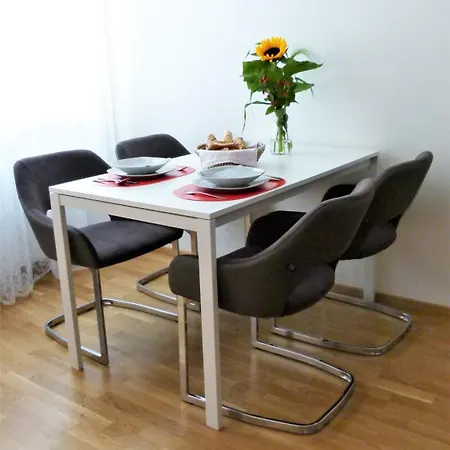 Kienreich - Moderne, Ruhige Altbauwohnung Im Herzen Der Altstadt * Graz