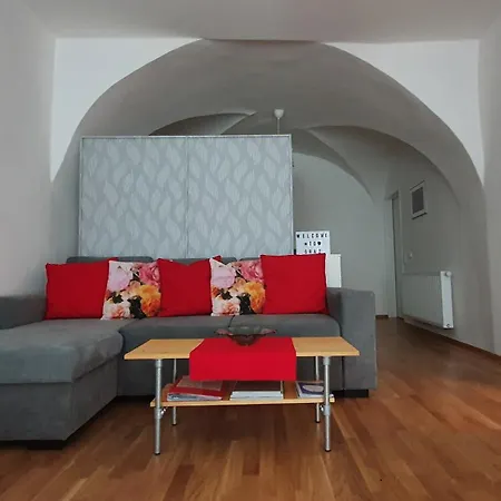 アパート Kienreich - Moderne, Ruhige Altbauwohnung Im Herzen Der Altstadt *