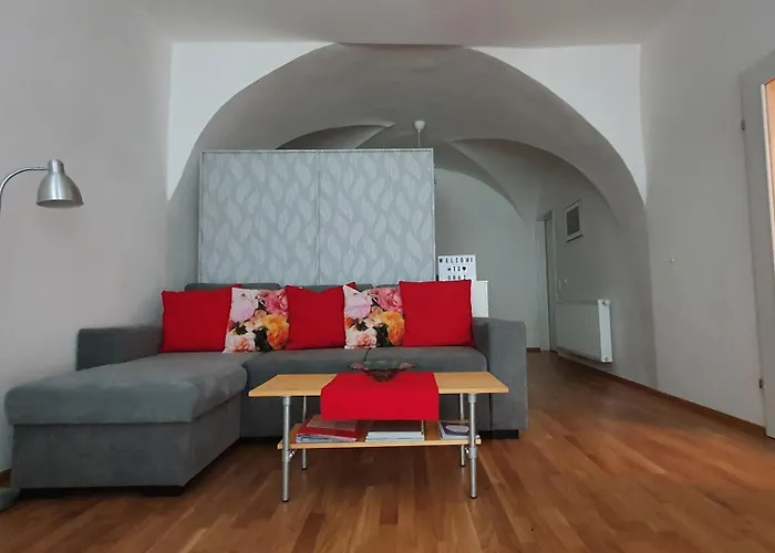 شقة Kienreich - Moderne, Ruhige Altbauwohnung Im Herzen Der Altstadt *