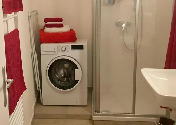 Kienreich - Moderne, Ruhige Altbauwohnung Im Herzen Der Altstadt شقة